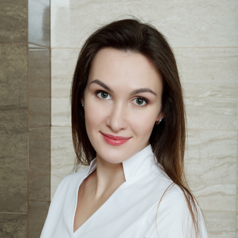 Ахтанина Ксения Игоревна - лектор уц Авиценна - курсы по стоматологии