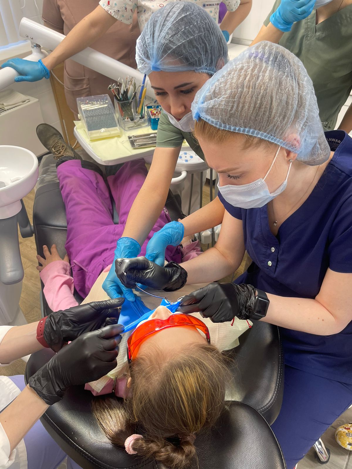 курс по детской стоматологии с практикой на пациентах